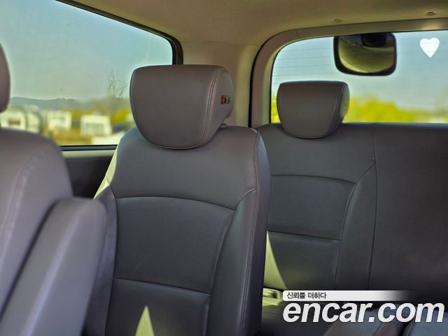 Hyundai Starex 2018 — photo 16