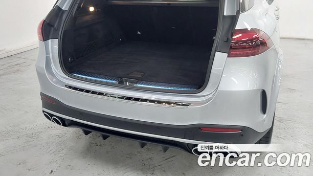Mercedes-Benz GLE-Class 2025 — photo 11