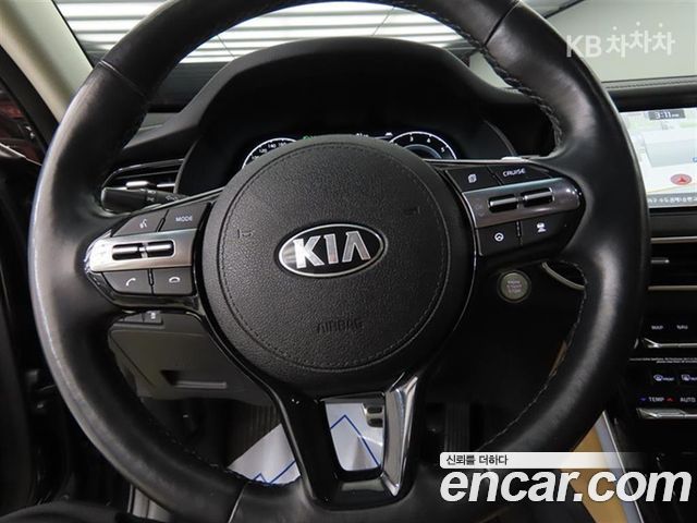 Kia K7 2020 — photo 11