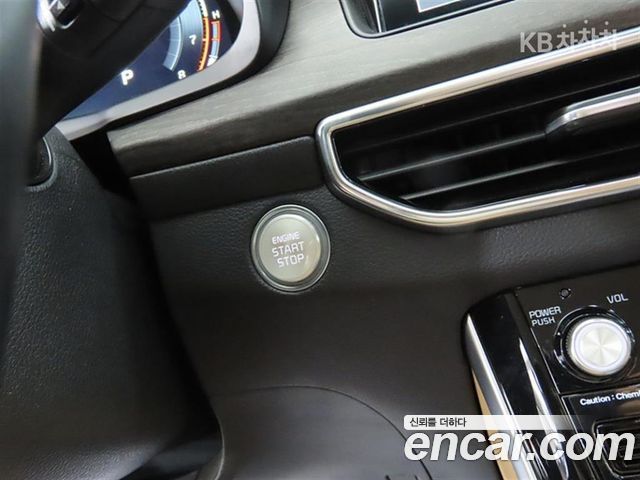 Kia K7 2020 — photo 12