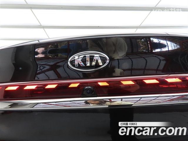Kia K7 2020 — photo 17