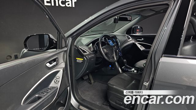 Hyundai Santafe 2016 — photo 13