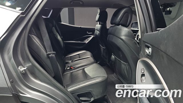 Hyundai Santafe 2016 — photo 17