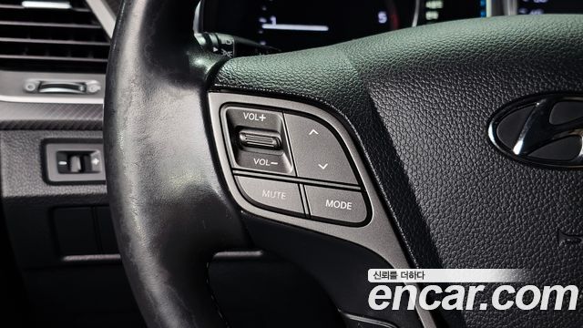 Hyundai Santafe 2016 — photo 20