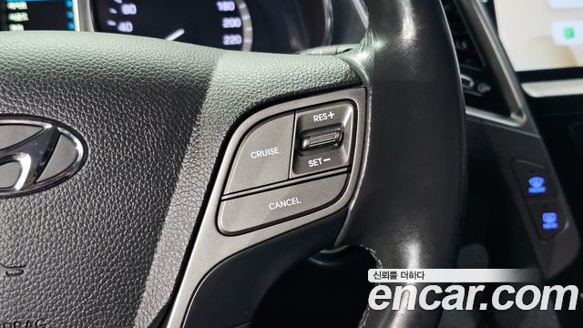 Hyundai Santafe 2016 — photo 21