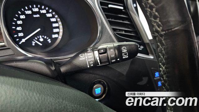 Hyundai Santafe 2016 — photo 24