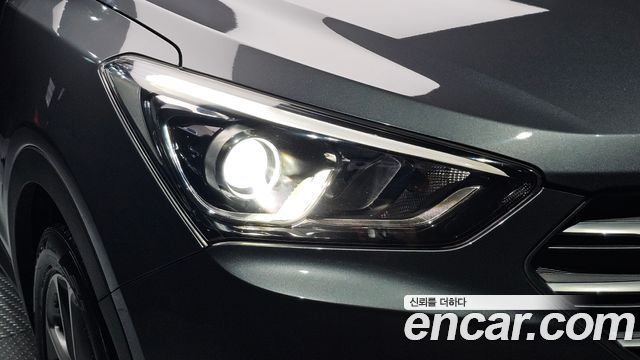 Hyundai Santafe 2016 — photo 8