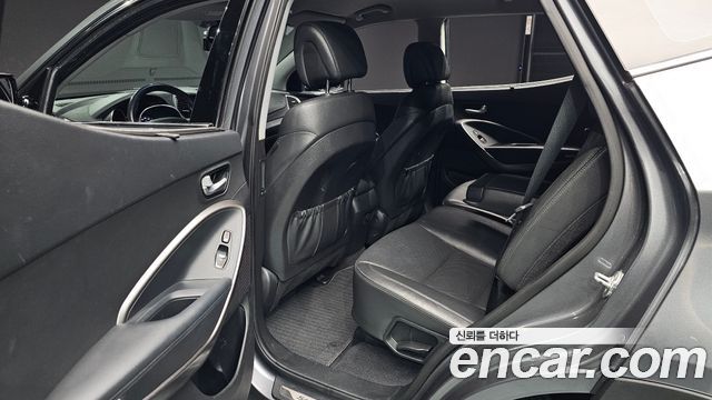Hyundai Santafe 2016 — photo 16
