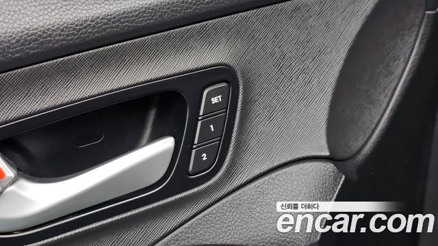 Hyundai Santafe 2016 — photo 29