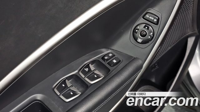 Hyundai Santafe 2016 — photo 30
