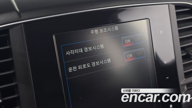 Renault Korea QM6 2017 — photo 19