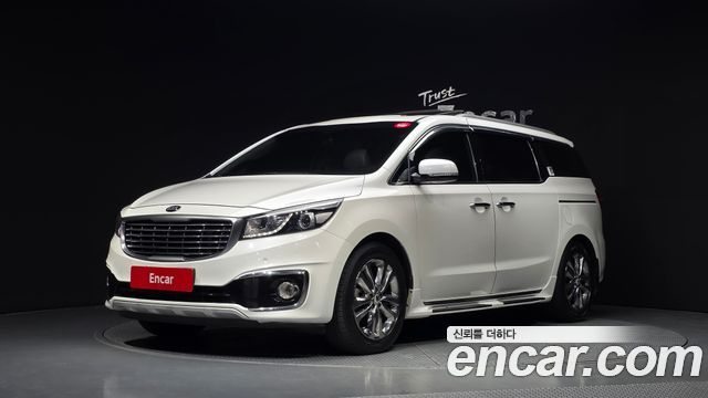 Kia Canival 2016 — photo 1