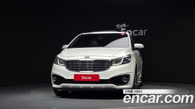 Kia Canival 2016 — photo 3