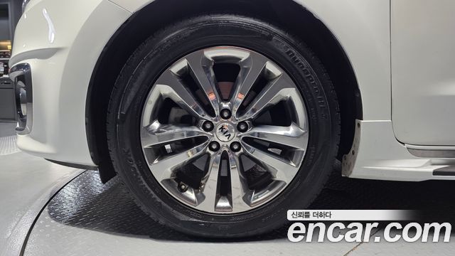 Kia Canival 2016 — photo 5