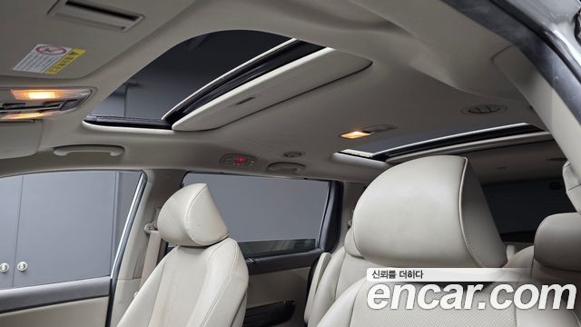 Kia Canival 2016 — photo 26