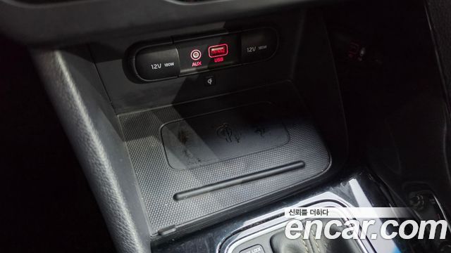Kia Niro 2017 — photo 18