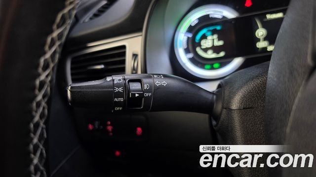 Kia Niro 2017 — photo 26