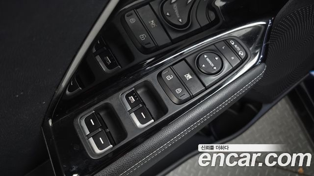 Kia Niro 2017 — photo 32