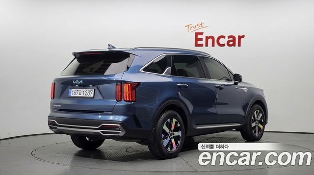 Kia Sorento 2023 — photo 2