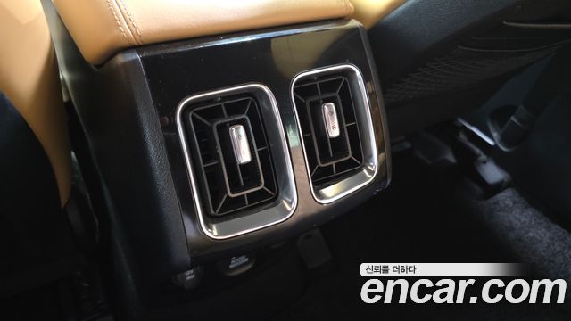 Kia Sorento 2023 — photo 30