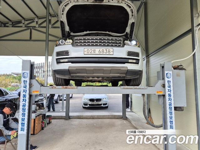Land Rover Range Rover 2016 — photo 1