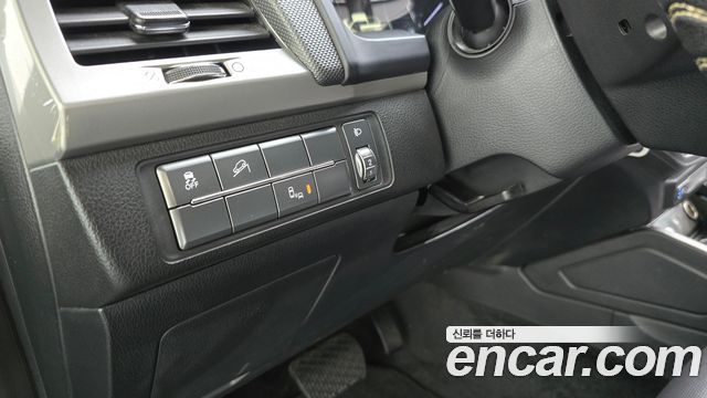 KG Mobility Rexton 2018 — photo 23