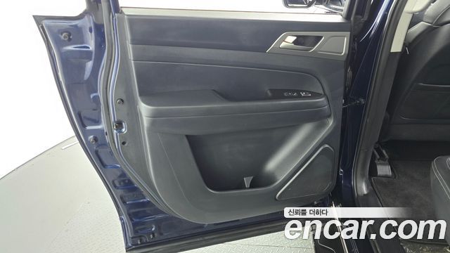 KG Mobility Rexton 2018 — photo 15