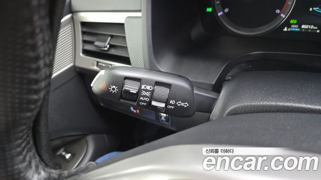 KG Mobility Rexton 2018 — photo 28