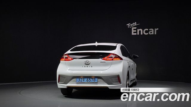 Hyundai Ioniq 2018 — photo 4