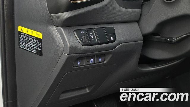 Hyundai Ioniq 2018 — photo 19