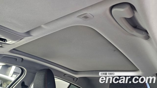 BMW 1-Series 2021 — photo 33