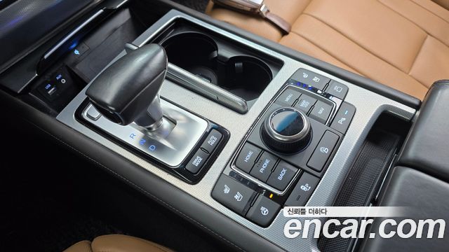 Genesis G80 2018 — photo 9