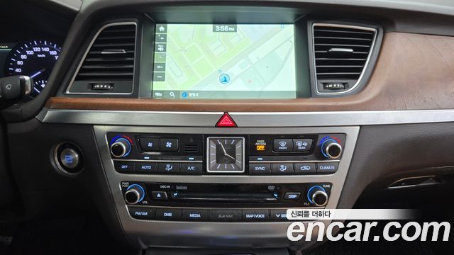 Genesis G80 2018 — photo 12