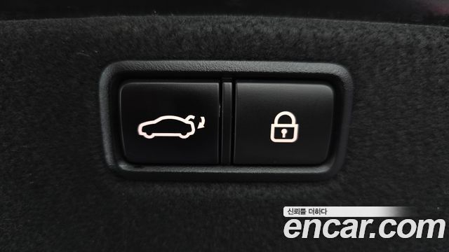 Genesis G80 2018 — photo 15