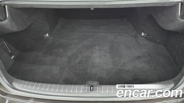 Genesis G80 2018 — photo 16