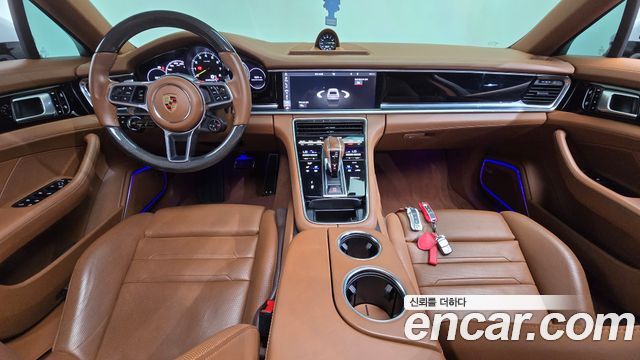 Porsche Panamera 2020 — photo 10