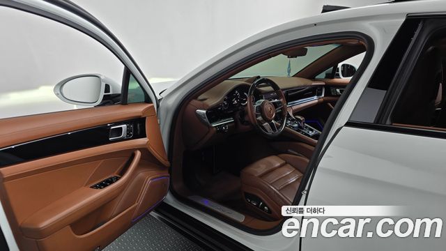 Porsche Panamera 2020 — photo 13