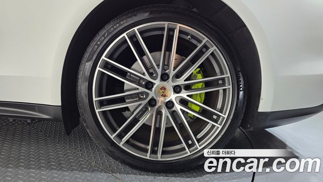 Porsche Panamera 2020 — photo 7