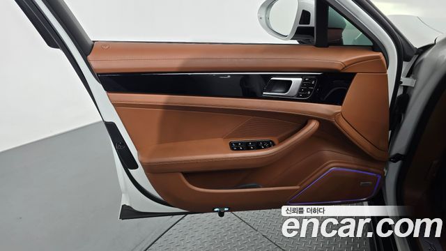 Porsche Panamera 2020 — photo 14