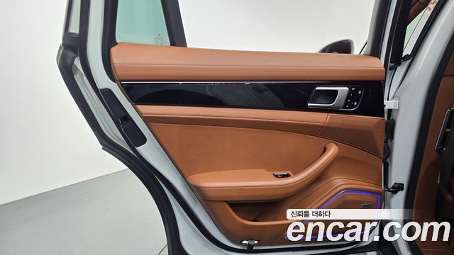 Porsche Panamera 2020 — photo 15