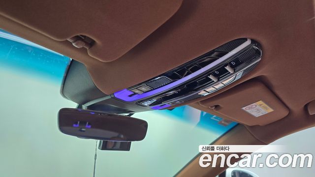 Porsche Panamera 2020 — photo 28