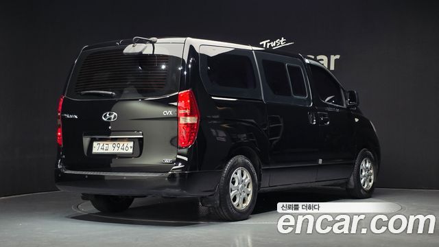 Hyundai Starex 2013 — photo 2