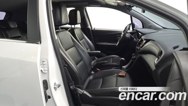 Chevrolet Korea Trax 2017 — photo 18