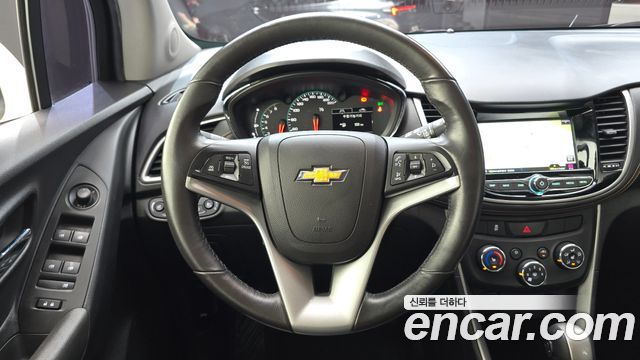 Chevrolet Korea Trax 2017 — photo 19