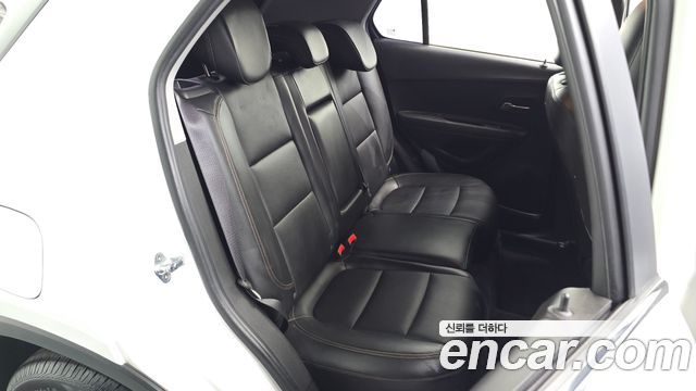 Chevrolet Korea Trax 2017 — photo 16