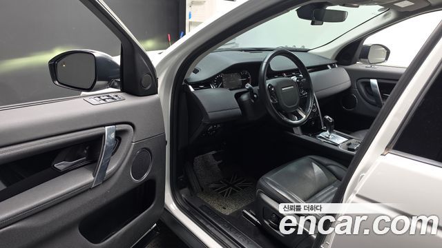 Land Rover Discovery Sport 2020 — photo 13