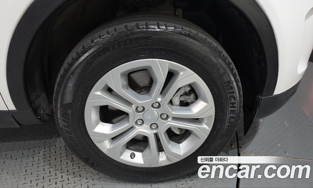Land Rover Discovery Sport 2020 — photo 7