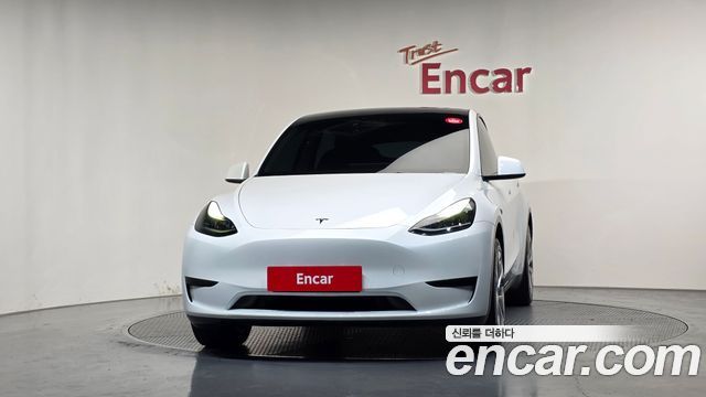 Tesla Model Y 2024 — photo 3