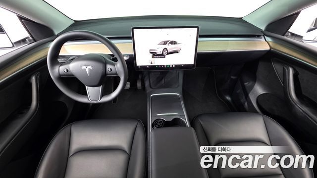 Tesla Model Y 2024 — photo 10