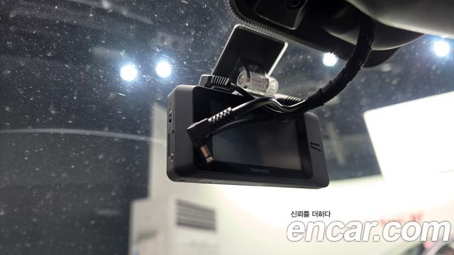 Infiniti Q70 2017 — photo 31